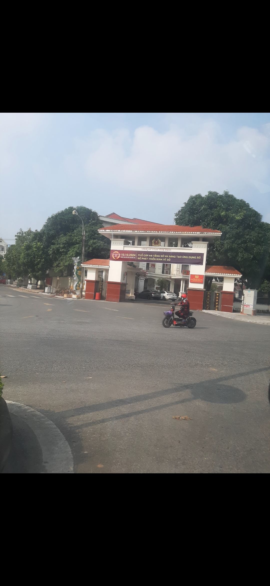 276624-86fa8acbfb5a.jpg