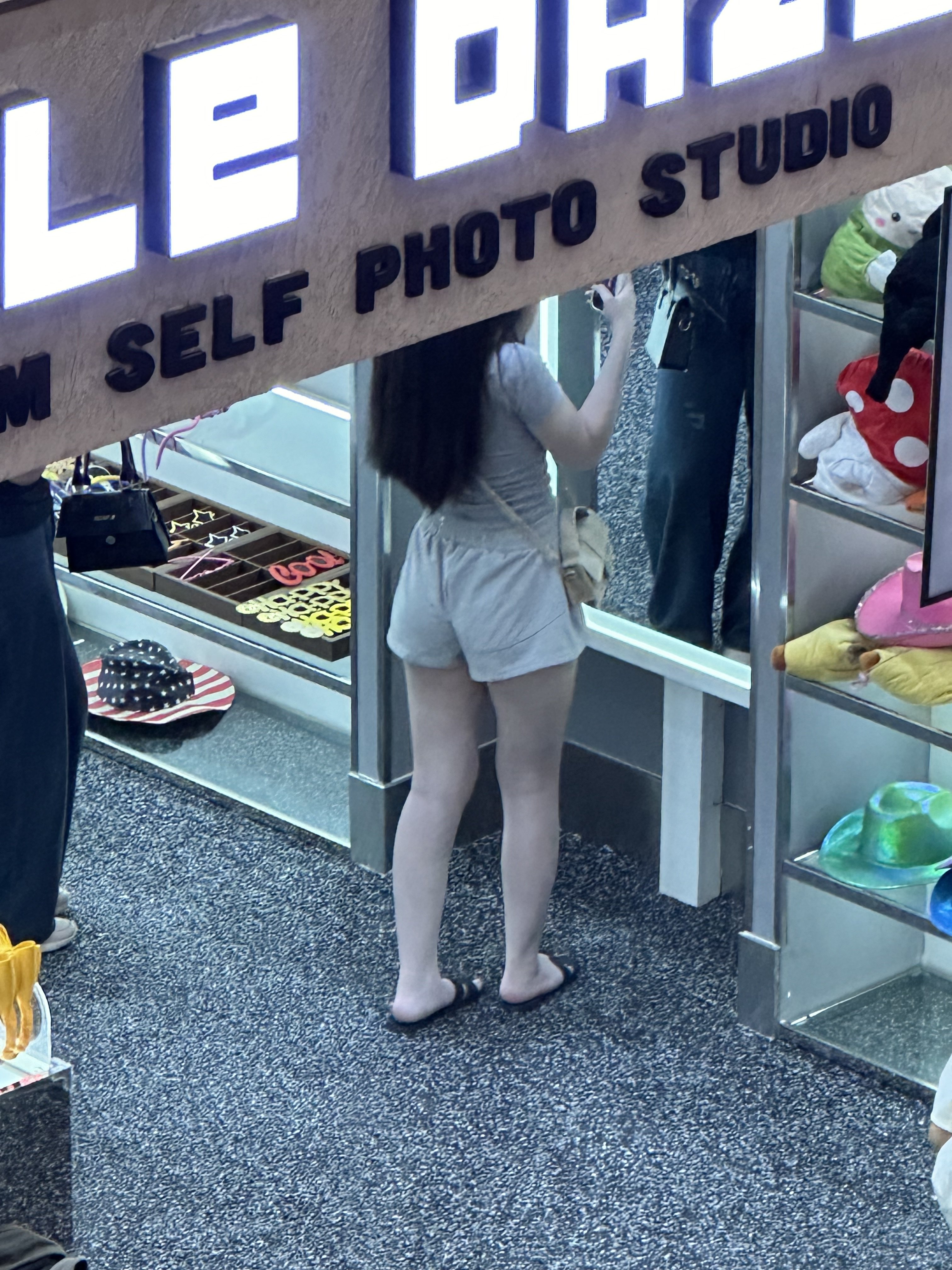 371516-048a01568a10.jpeg