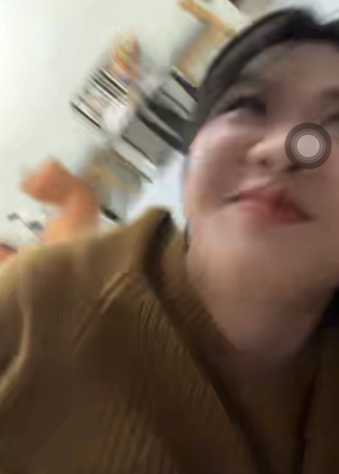 589441-9f541111de49.jpeg
