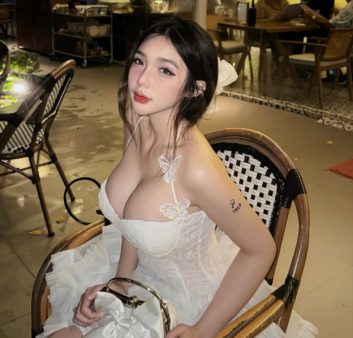596594-ce701dd8f36f.jpeg
